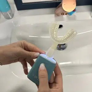 Y-Brush-brosse-a-dents-20-secondes