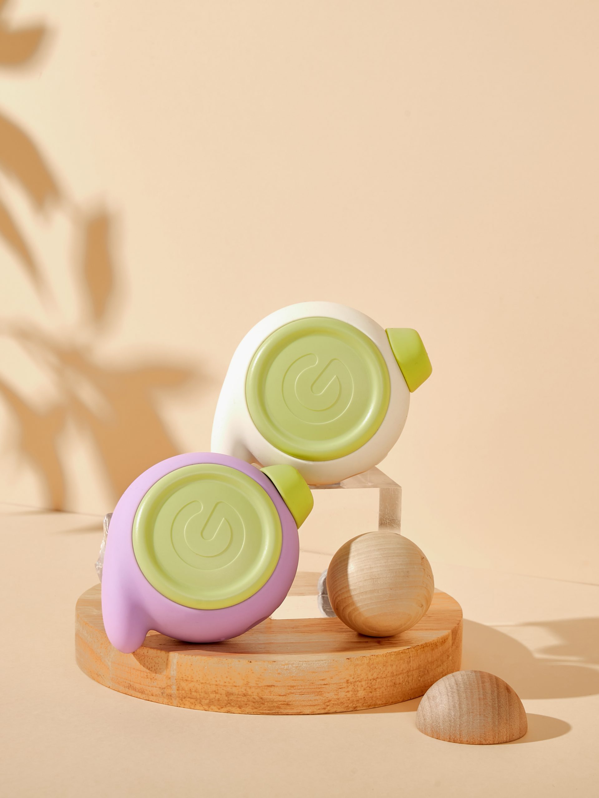 Glow white & purple_4 GLOW™ 💋– Le stimulateur clitoridien premium silencieux😉🫦 – Image 5